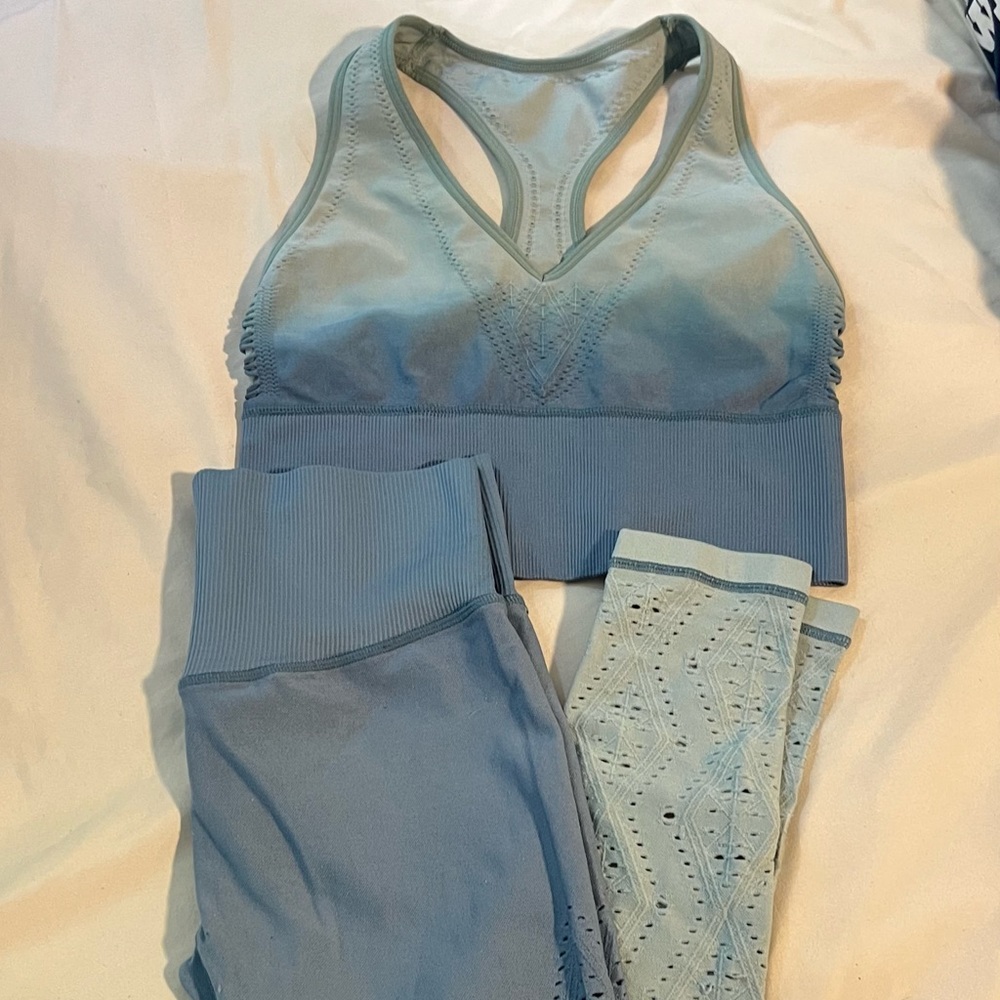 VS PINK workout set